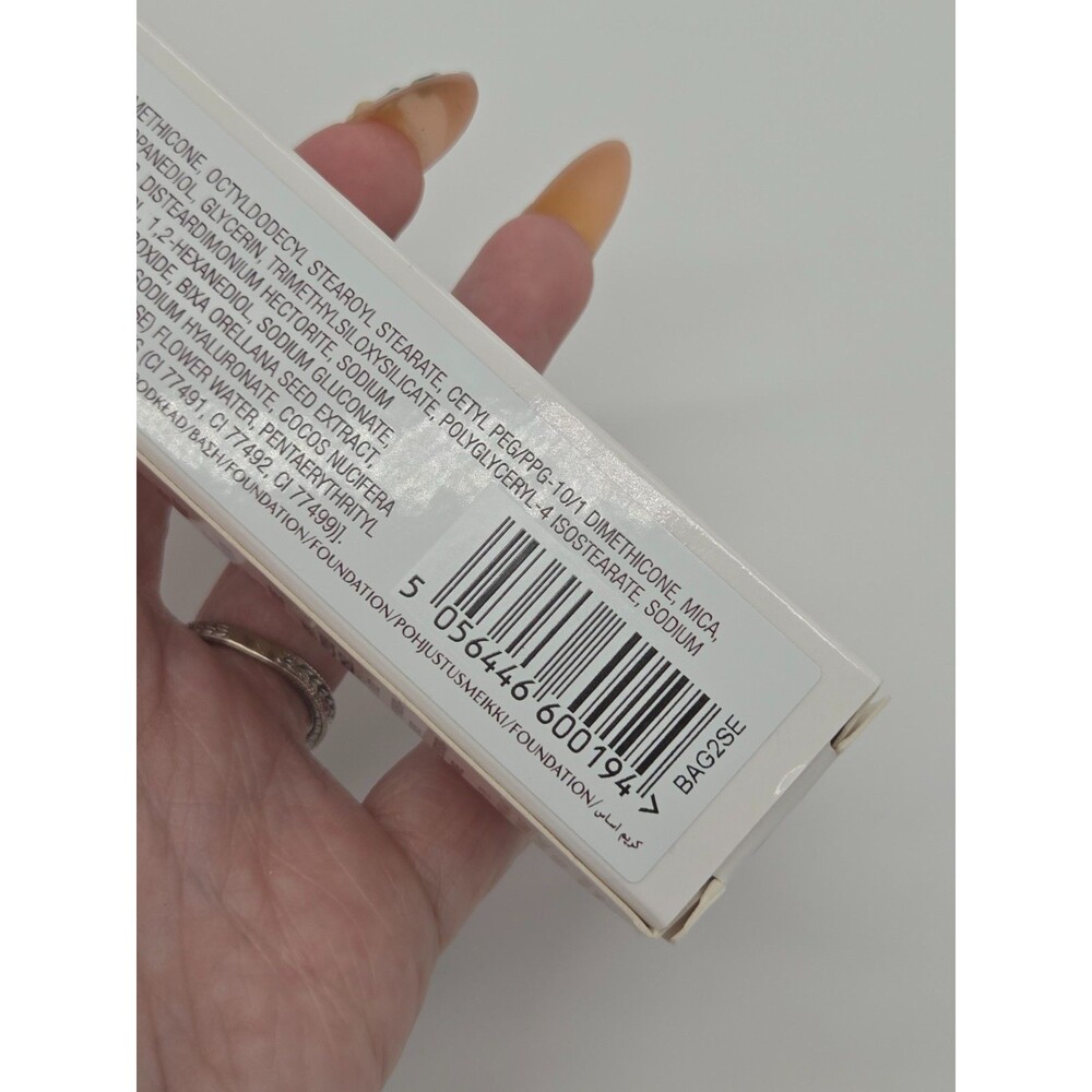 Charlotte Tilbury Beautiful Skin Liquid Foundation 1 fl oz - 3 Cool NEW - Picture 7 of 10